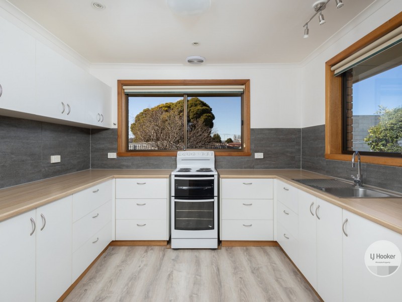Unit 2/3A Shenstone Place, Montrose TAS 7010