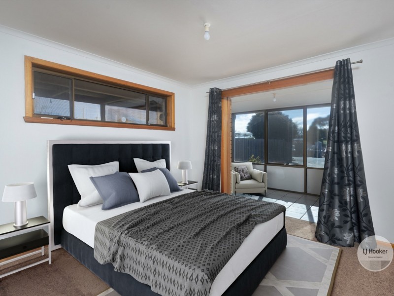 Unit 2/3A Shenstone Place, Montrose TAS 7010