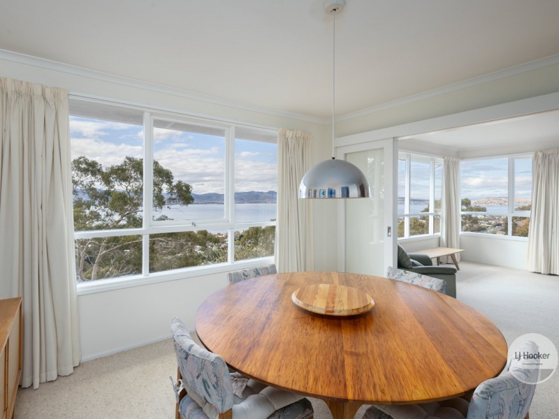 2 Cartela St, Sandy Bay TAS 7005