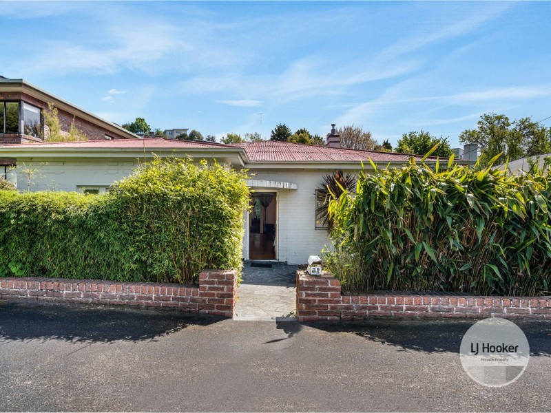 21 Maning Avenue, Sandy Bay TAS 7005