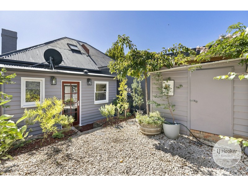 16 Pitt Street, North Hobart TAS 7000