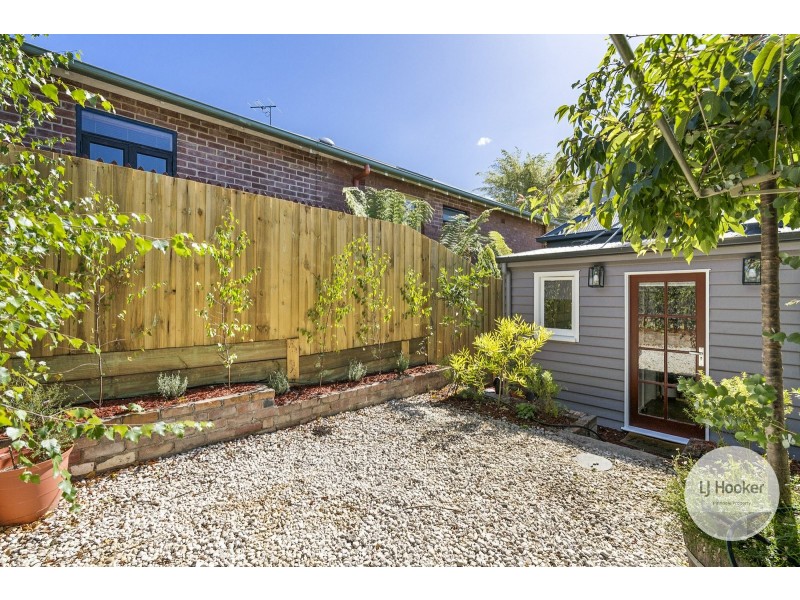 16 Pitt Street, North Hobart TAS 7000