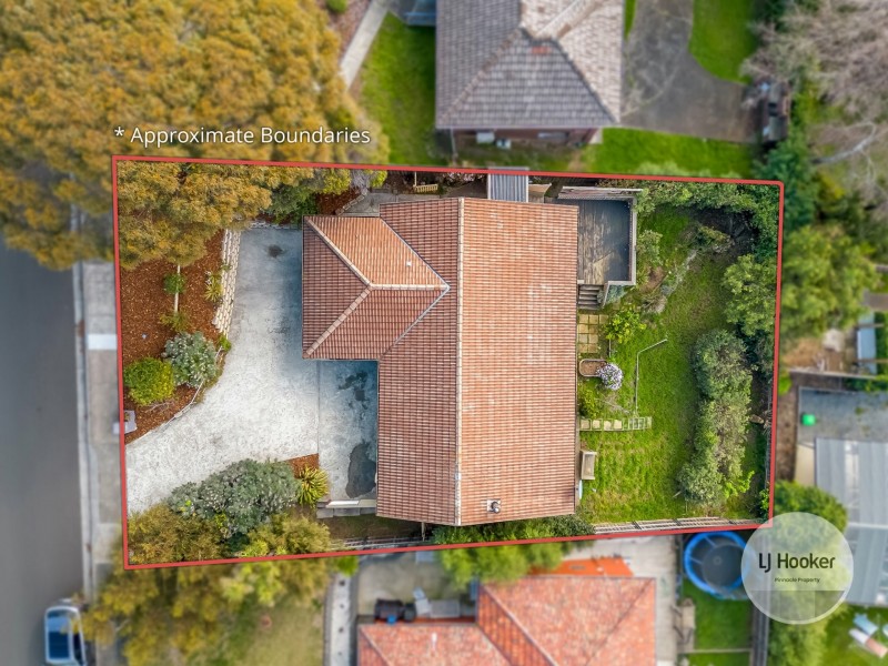 18 Chandos Drive, Berriedale TAS 7011