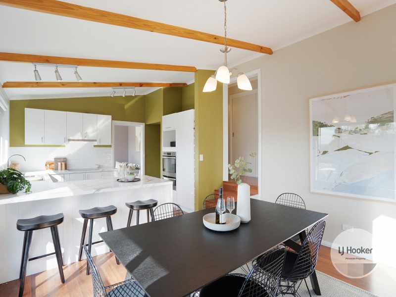 18 Chandos Drive, Berriedale TAS 7011