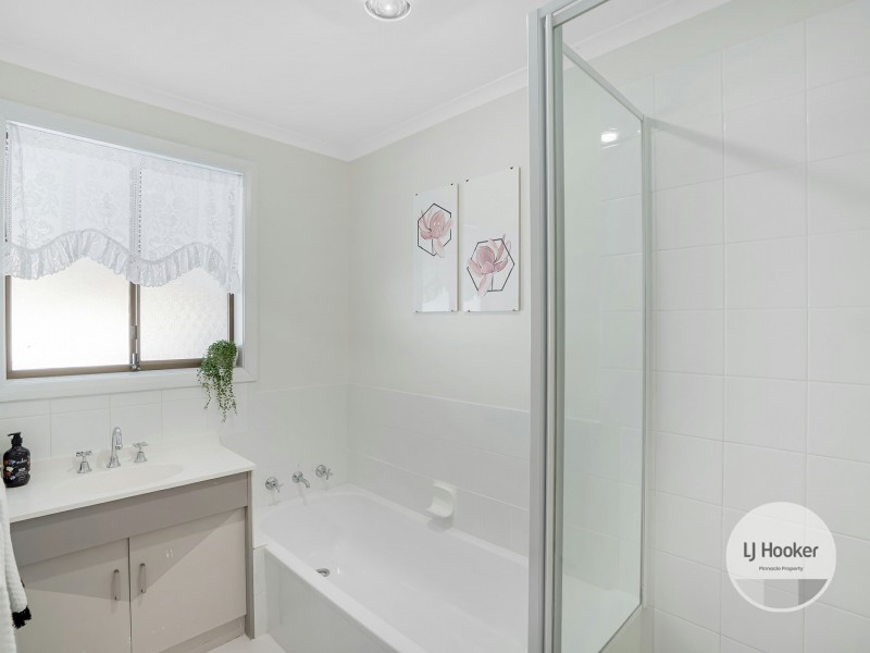 18 Chandos Drive, Berriedale TAS 7011