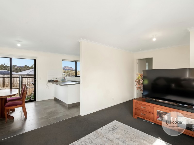 25 Fisher Drive, Herdsmans Cove TAS 7030
