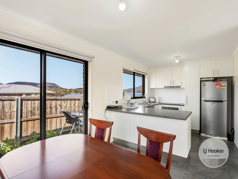 25 Fisher Drive, Herdsmans Cove TAS 7030