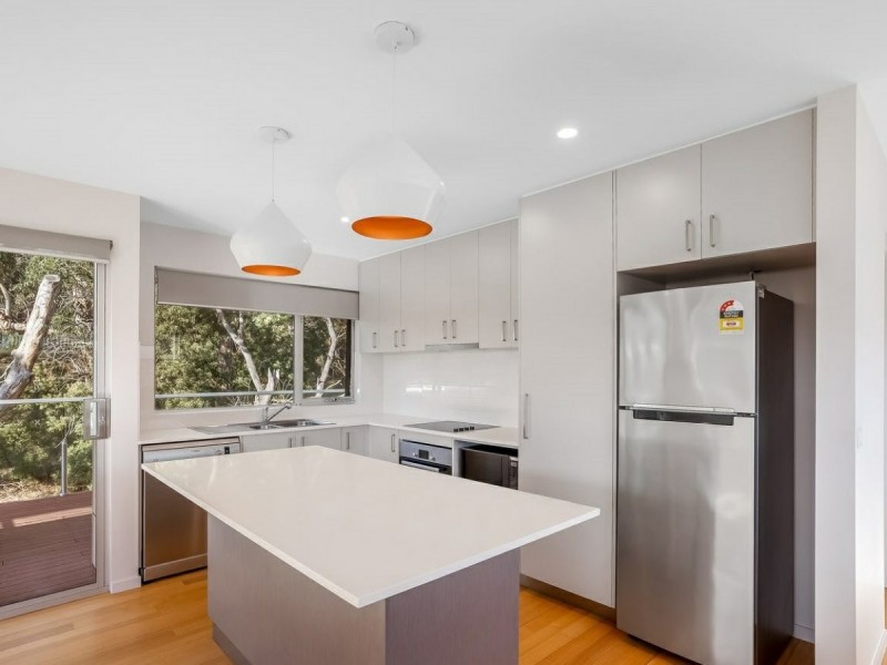 2/68 Alexander Street, Sandy Bay TAS 7005