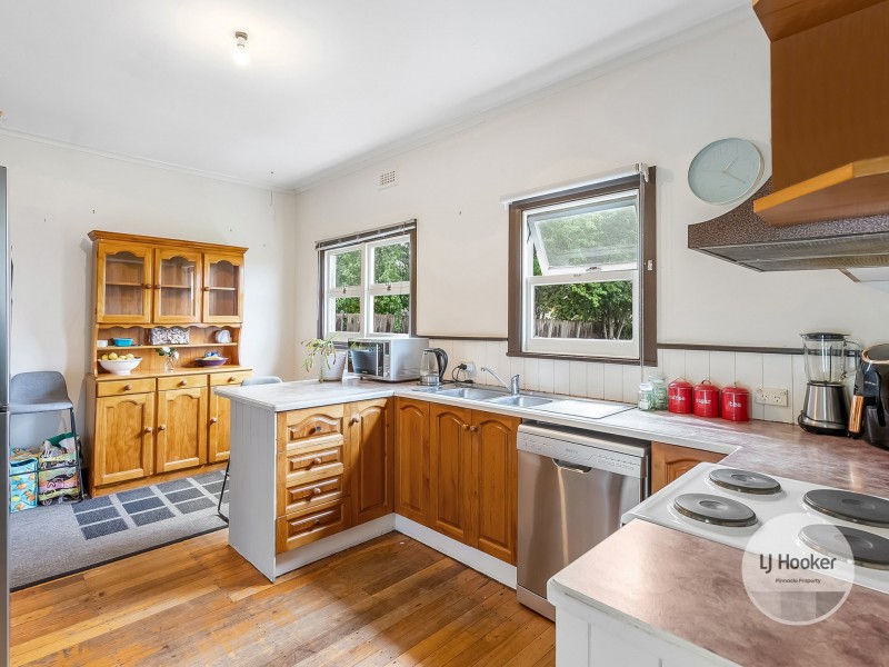 13 Paringa Road, Glenorchy TAS 7010