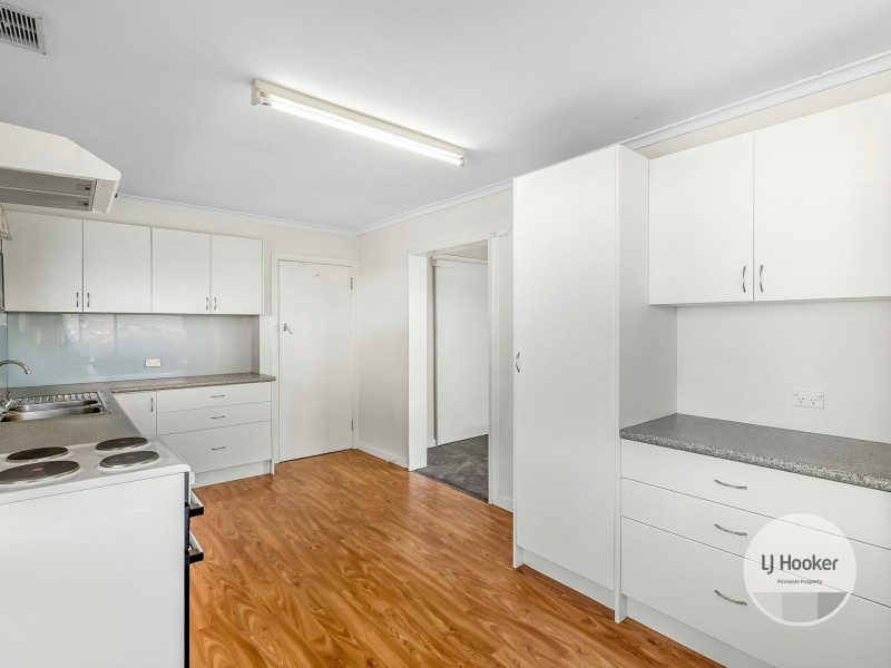 6 Bristol Road, Claremont TAS 7011