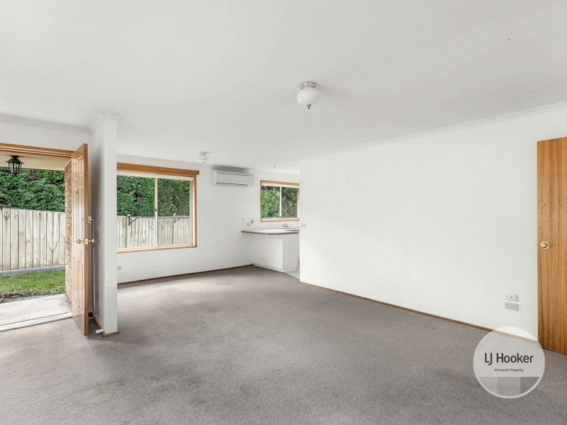 4/6a Willowbend Road, Kingston TAS 7050