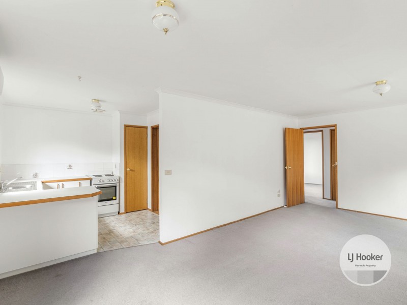 4/6a Willowbend Road, Kingston TAS 7050