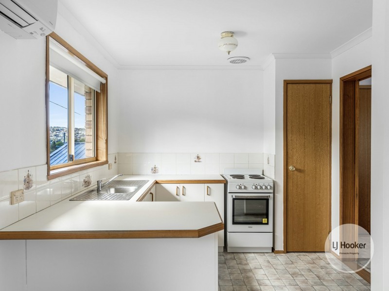 4/6a Willowbend Road, Kingston TAS 7050