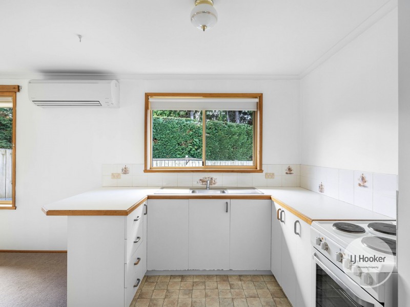 4/6a Willowbend Road, Kingston TAS 7050