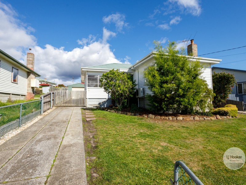 26 Edinburgh Crescent, Goodwood TAS 7010