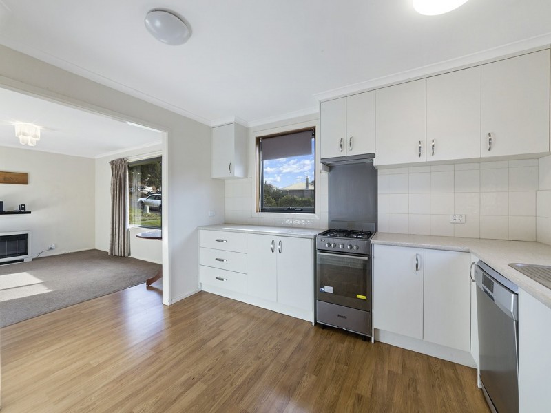 8 Wilson Place, Herdsmans Cove TAS 7030
