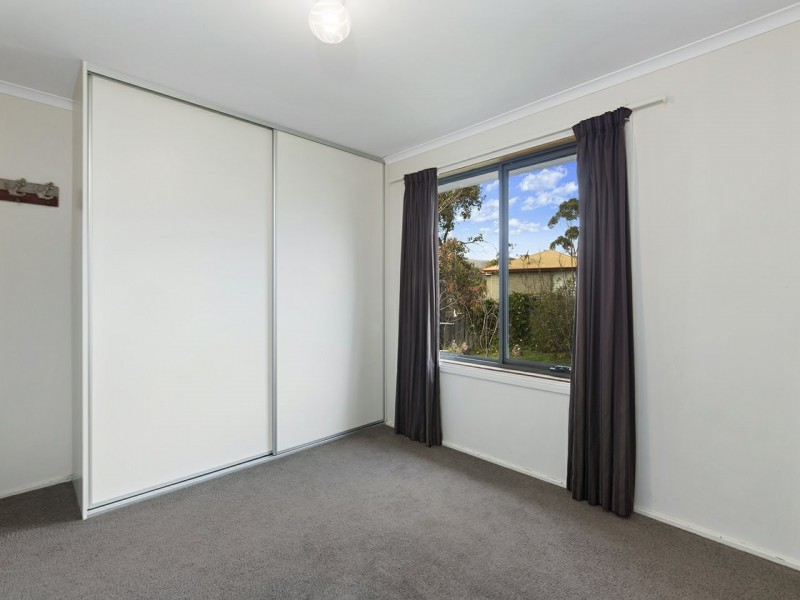 8 Wilson Place, Herdsmans Cove TAS 7030
