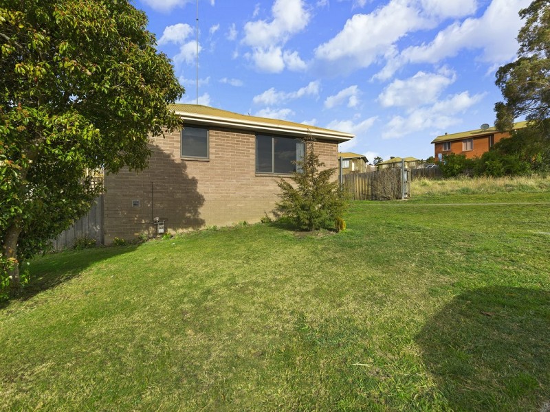 8 Wilson Place, Herdsmans Cove TAS 7030