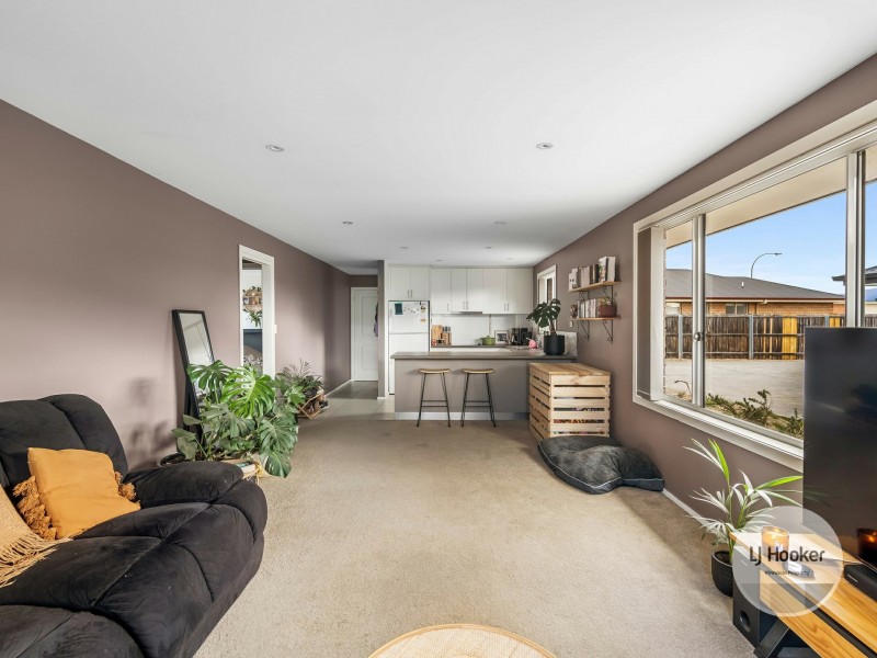 2/53 Seymour Street, Brighton TAS 7030