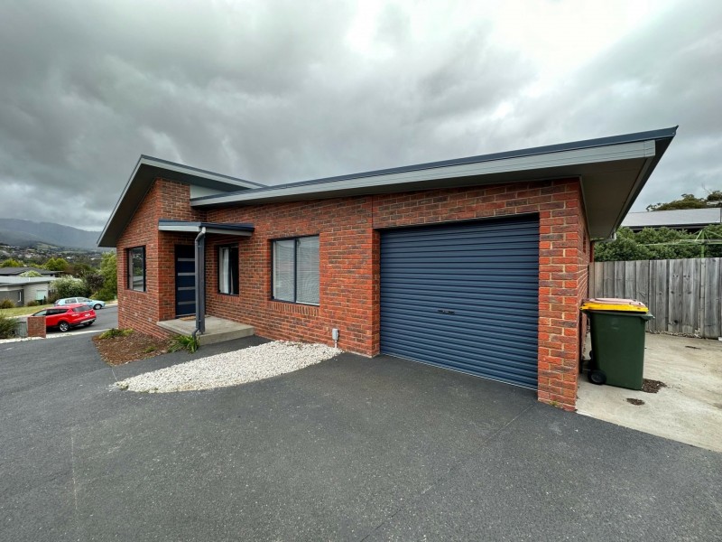 1/30 Henty Close, Old Beach TAS 7017