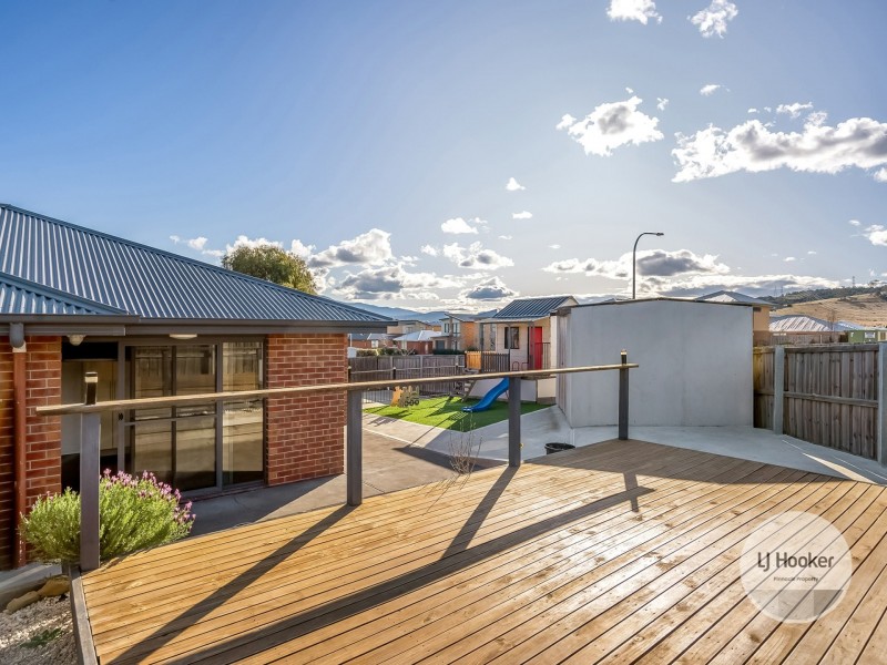 2 Barrob Street, Old Beach TAS 7017