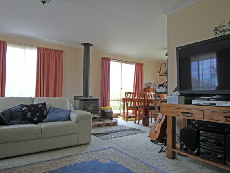 53 Ash Drive, Kingston TAS 7050