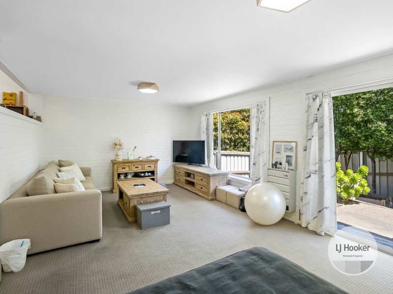 4/287 Churchill Avenue, Sandy Bay TAS 7005