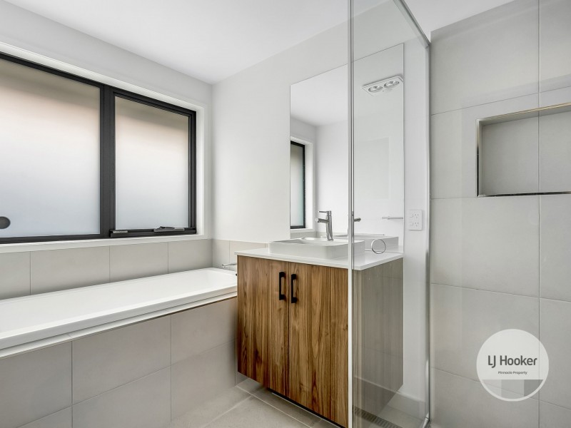 30 Hallett Drive, Rokeby TAS 7019