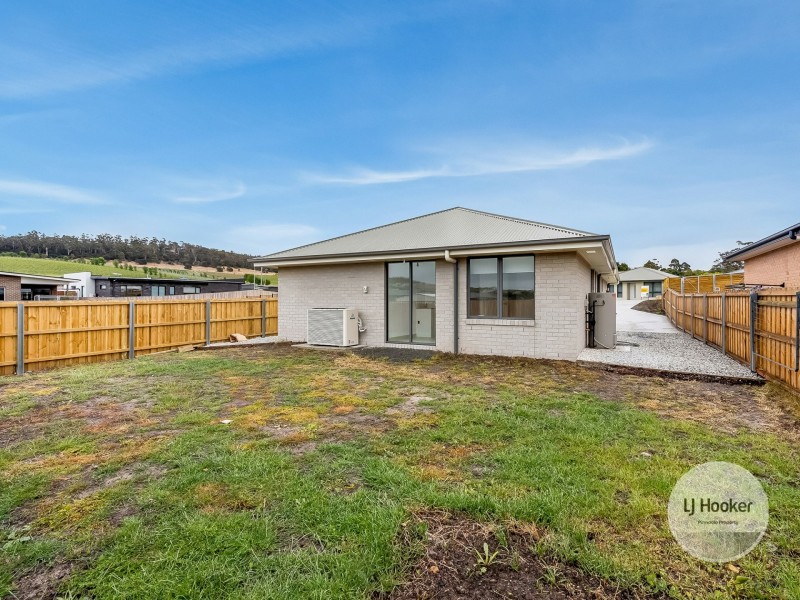 30 Hallett Drive, Rokeby TAS 7019