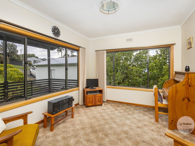 12 Alcides Avenue, Lenah Valley TAS 7008