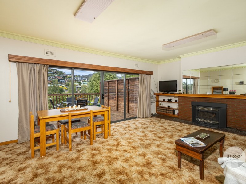 12 Alcides Avenue, Lenah Valley TAS 7008