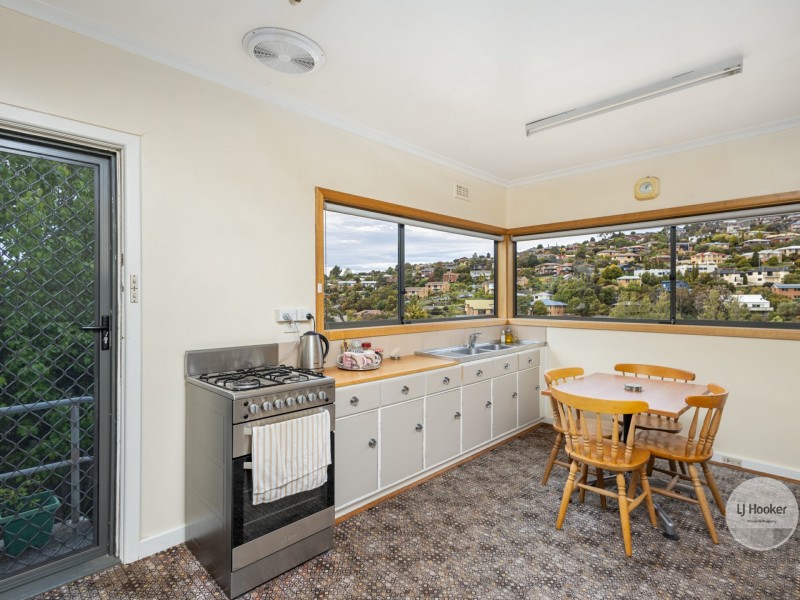 12 Alcides Avenue, Lenah Valley TAS 7008