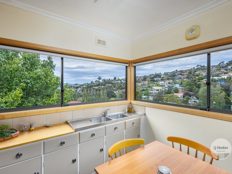 12 Alcides Avenue, Lenah Valley TAS 7008