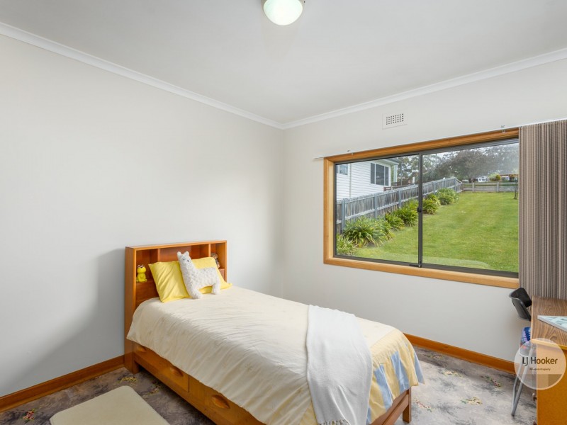 12 Alcides Avenue, Lenah Valley TAS 7008