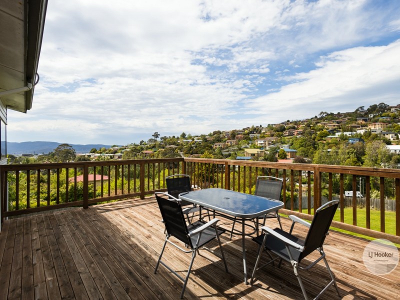 12 Alcides Avenue, Lenah Valley TAS 7008