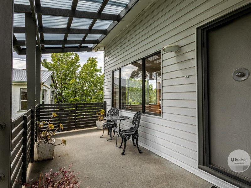 12 Alcides Avenue, Lenah Valley TAS 7008