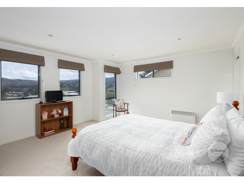 2 George Avenue, Kingston TAS 7050