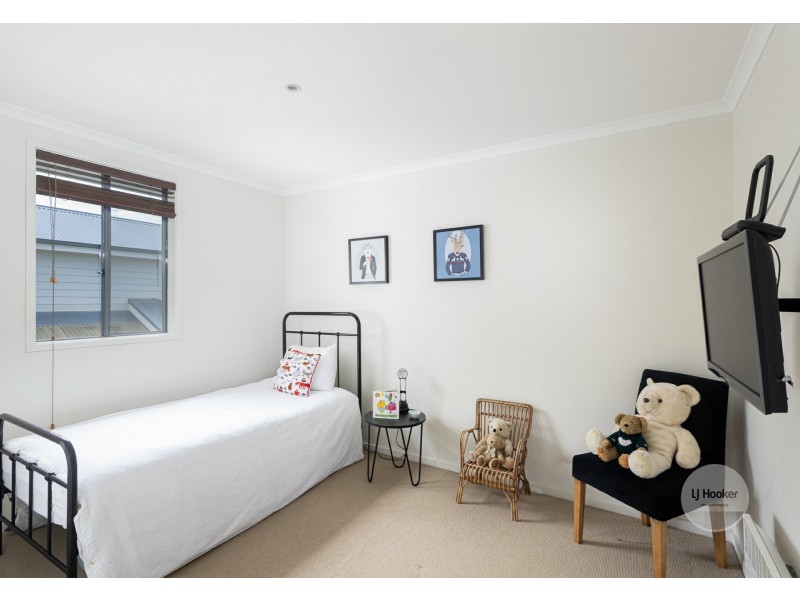 2 George Avenue, Kingston TAS 7050