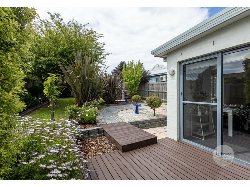 2 George Avenue, Kingston TAS 7050