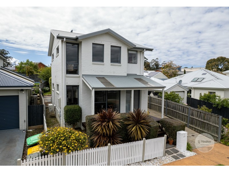 2 George Avenue, Kingston TAS 7050