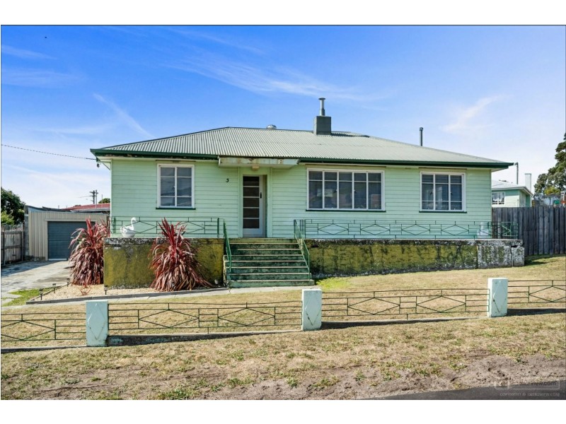 3 Maroubra Circle, Chigwell TAS 7011