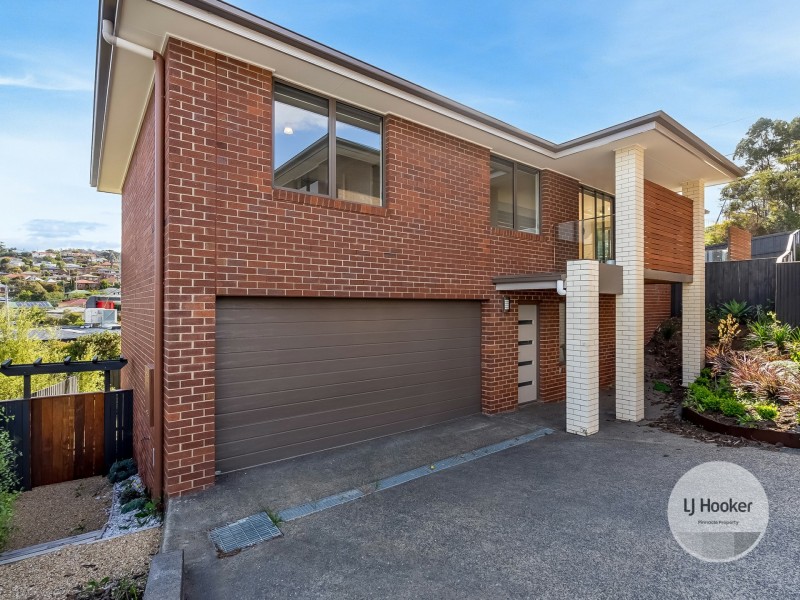 2/3 Denning Close, New Town TAS 7008