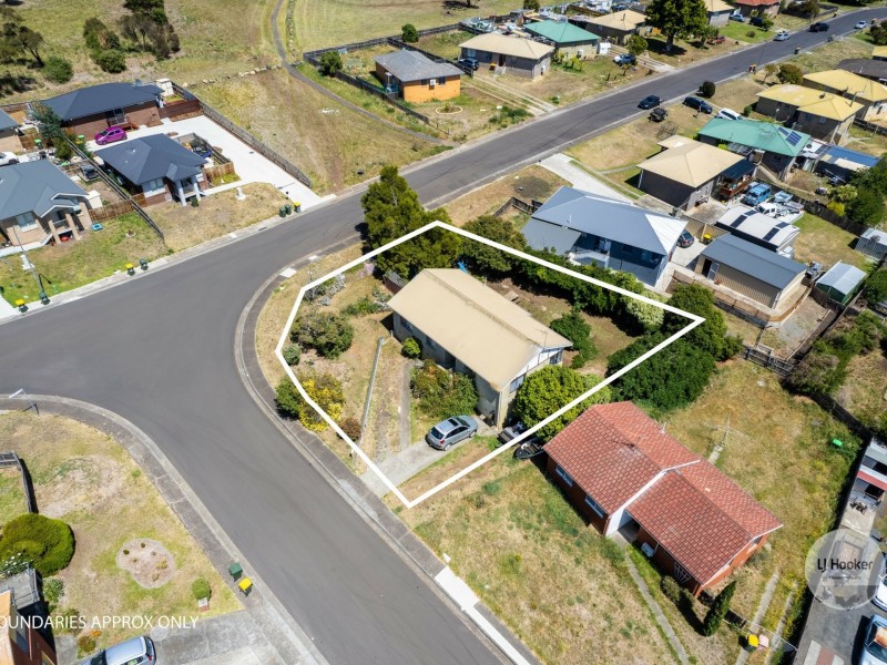 5 Clayton Drive, Herdsmans Cove TAS 7030