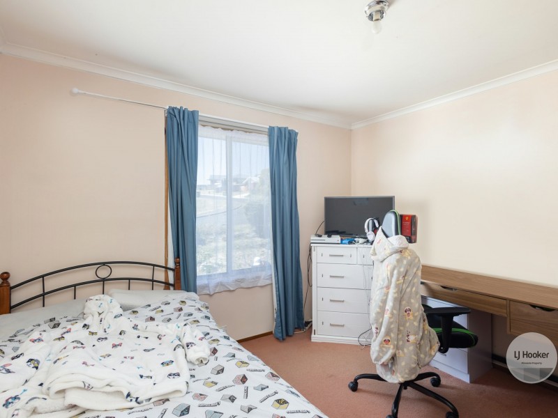 5 Clayton Drive, Herdsmans Cove TAS 7030
