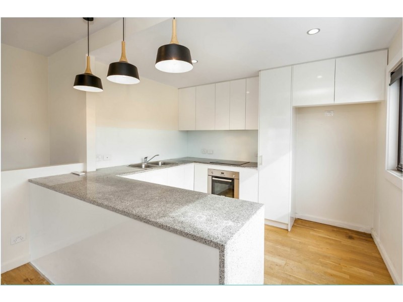 24/212 Collins Street, Hobart TAS 7000