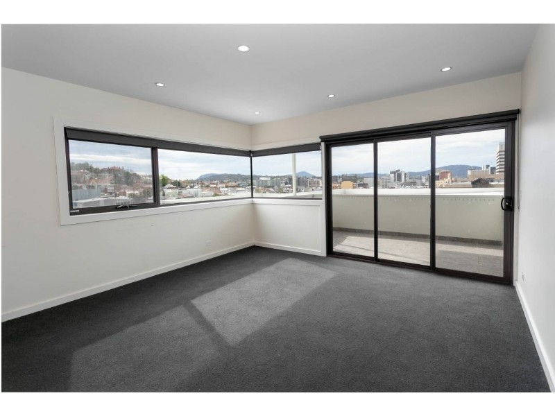 24/212 Collins Street, Hobart TAS 7000
