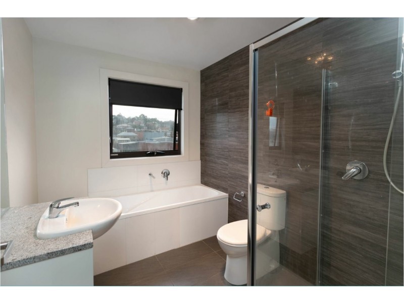 24/212 Collins Street, Hobart TAS 7000