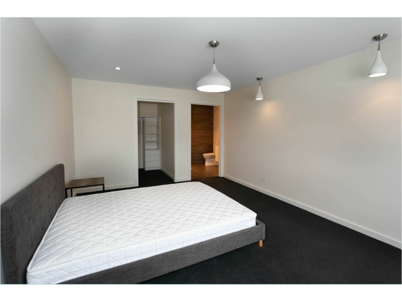24/212 Collins Street, Hobart TAS 7000