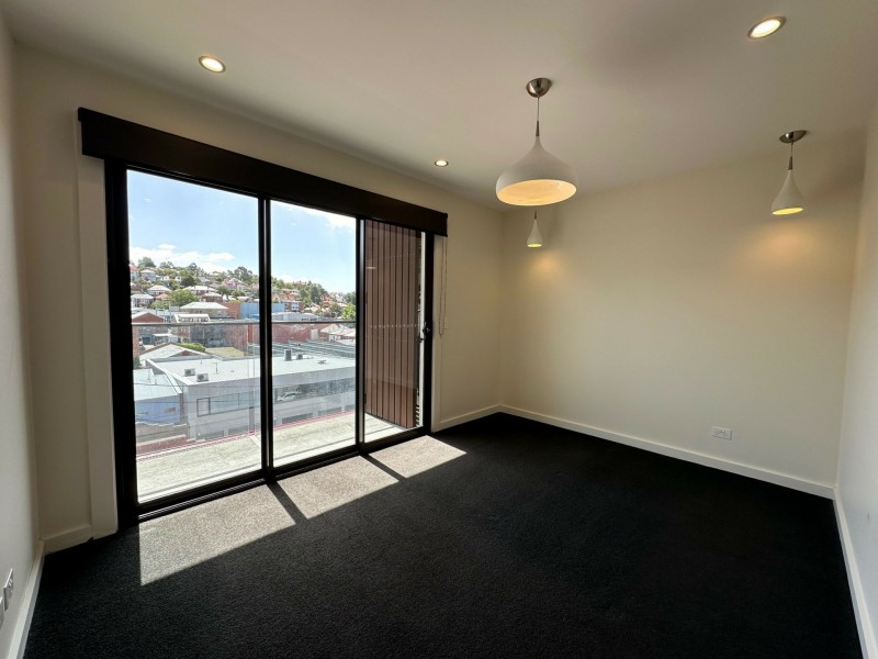 24/212 Collins Street, Hobart TAS 7000