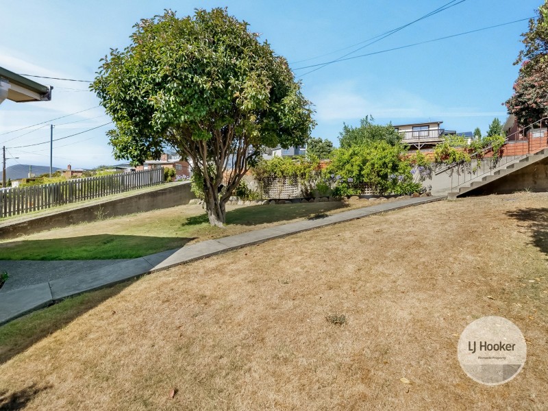 17 Carnegie Street, Claremont TAS 7011